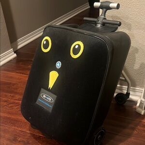 Black Penguin Kids Suitcase